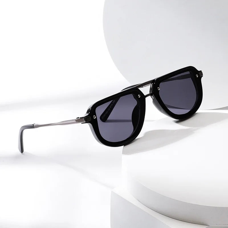 Retro Small Oval Sunglass