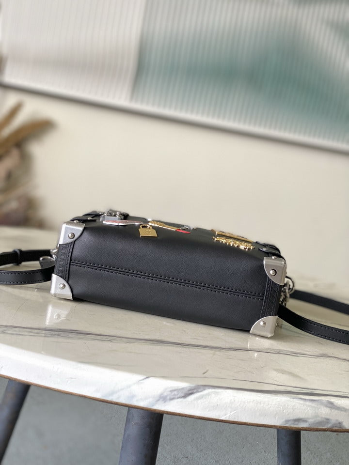 SideTrunk || M25568 || Boutique Level Quality Crossbody bag