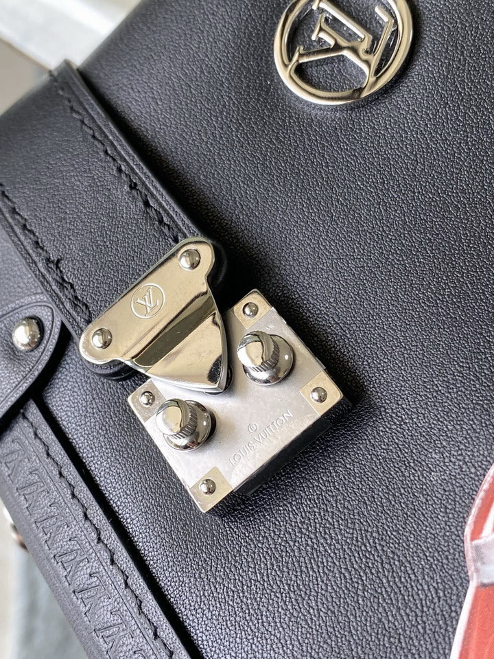 SideTrunk || M25568 || Boutique Level Quality Crossbody bag