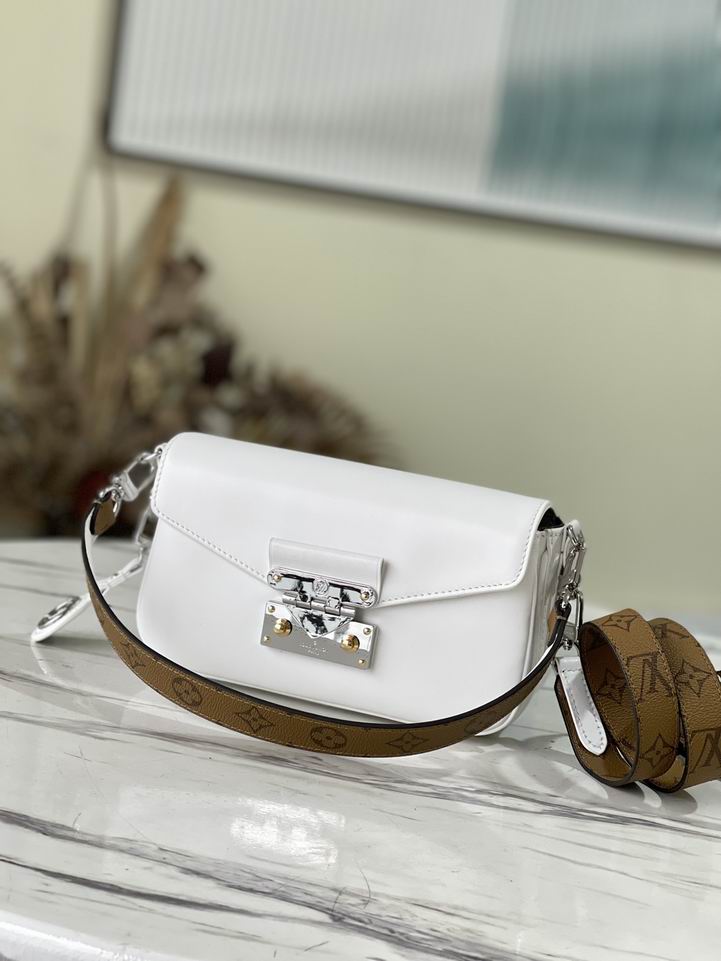 Swing || M20395 || Boutique Level Quality