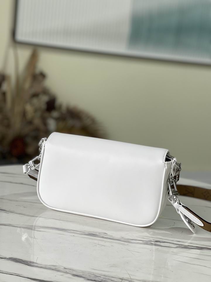 Swing || M20395 || Boutique Level Quality