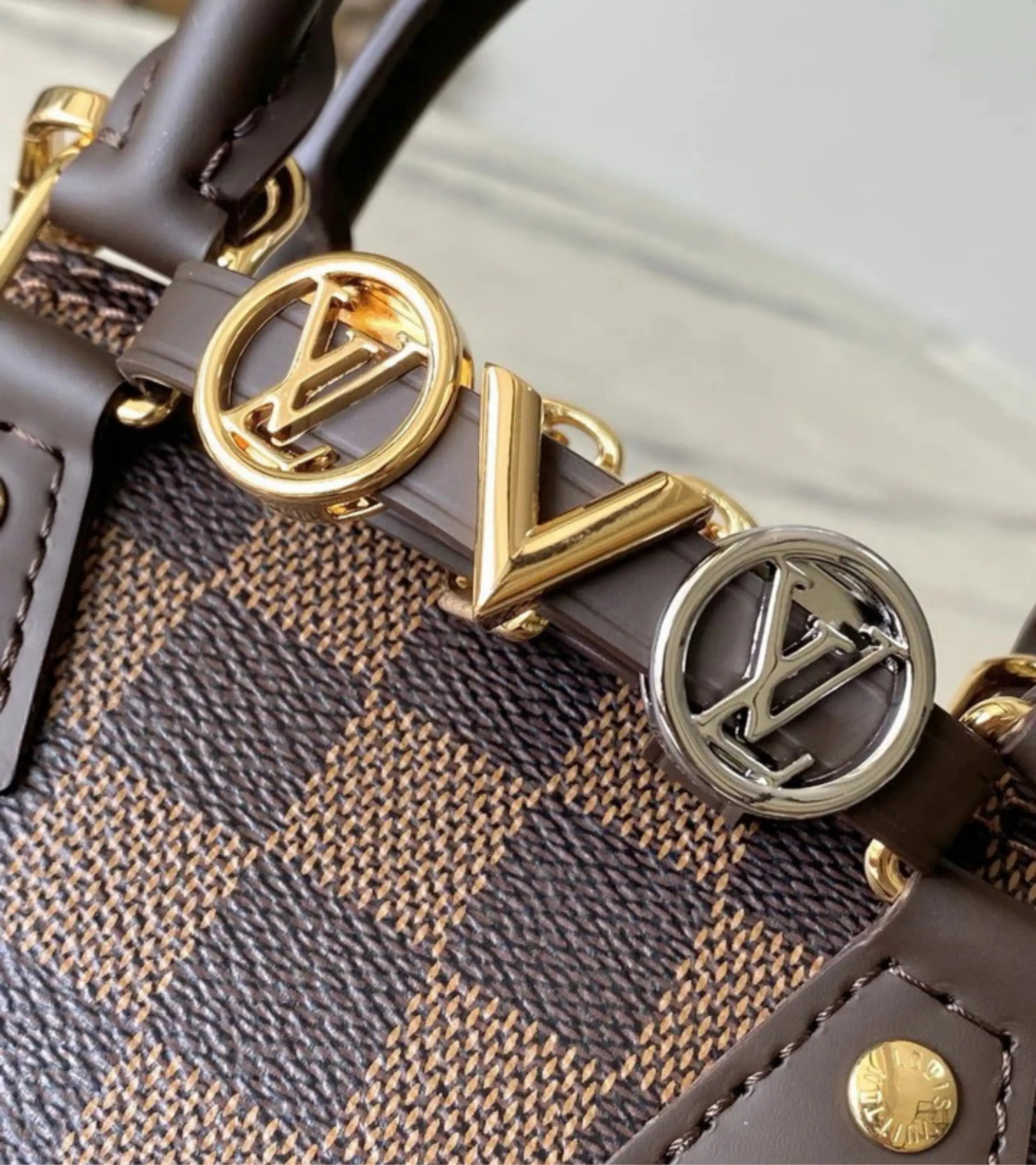 Alma || M14339 || High Quality Handbag