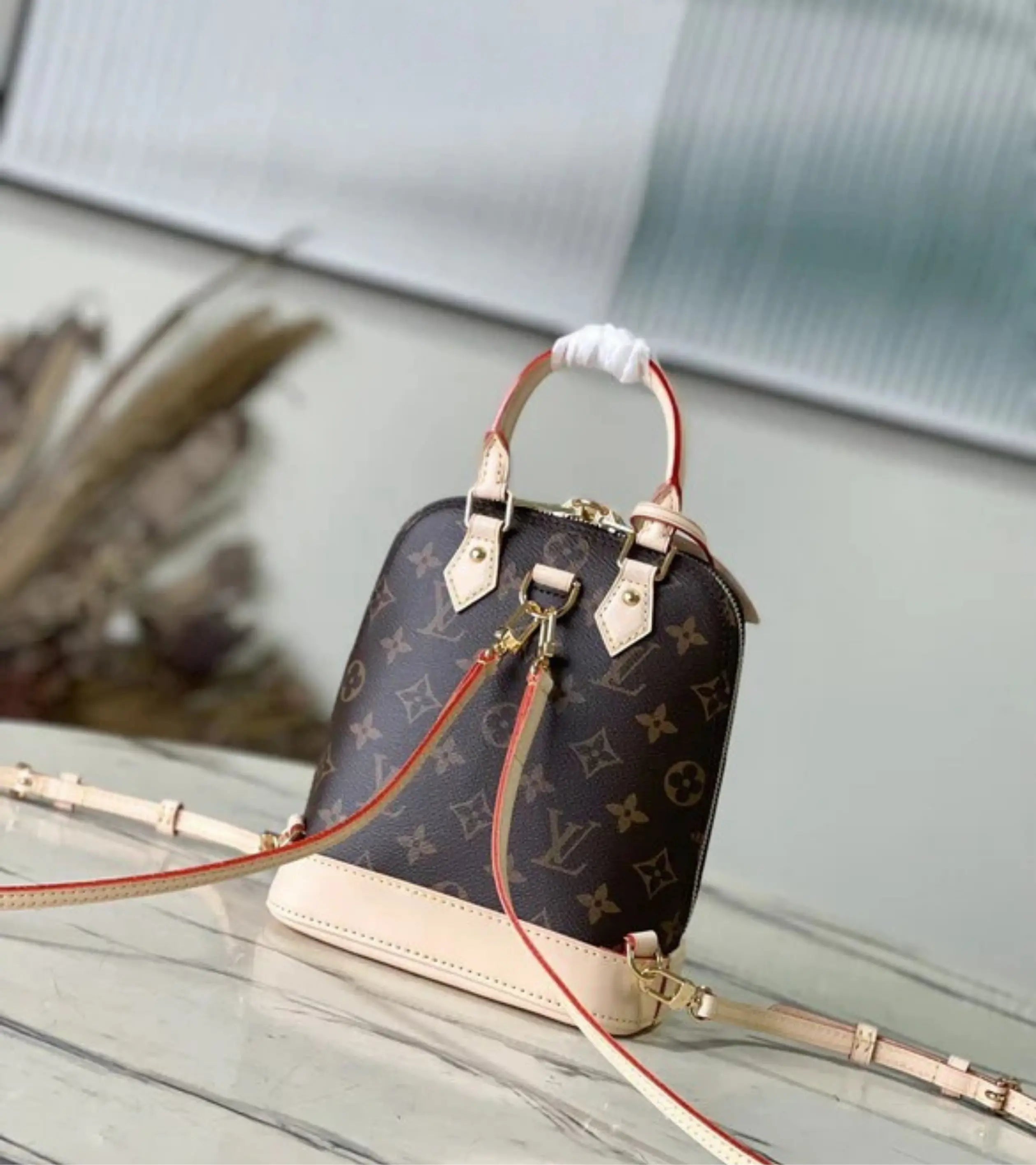 Alma || M47132 || High Quality Handbag