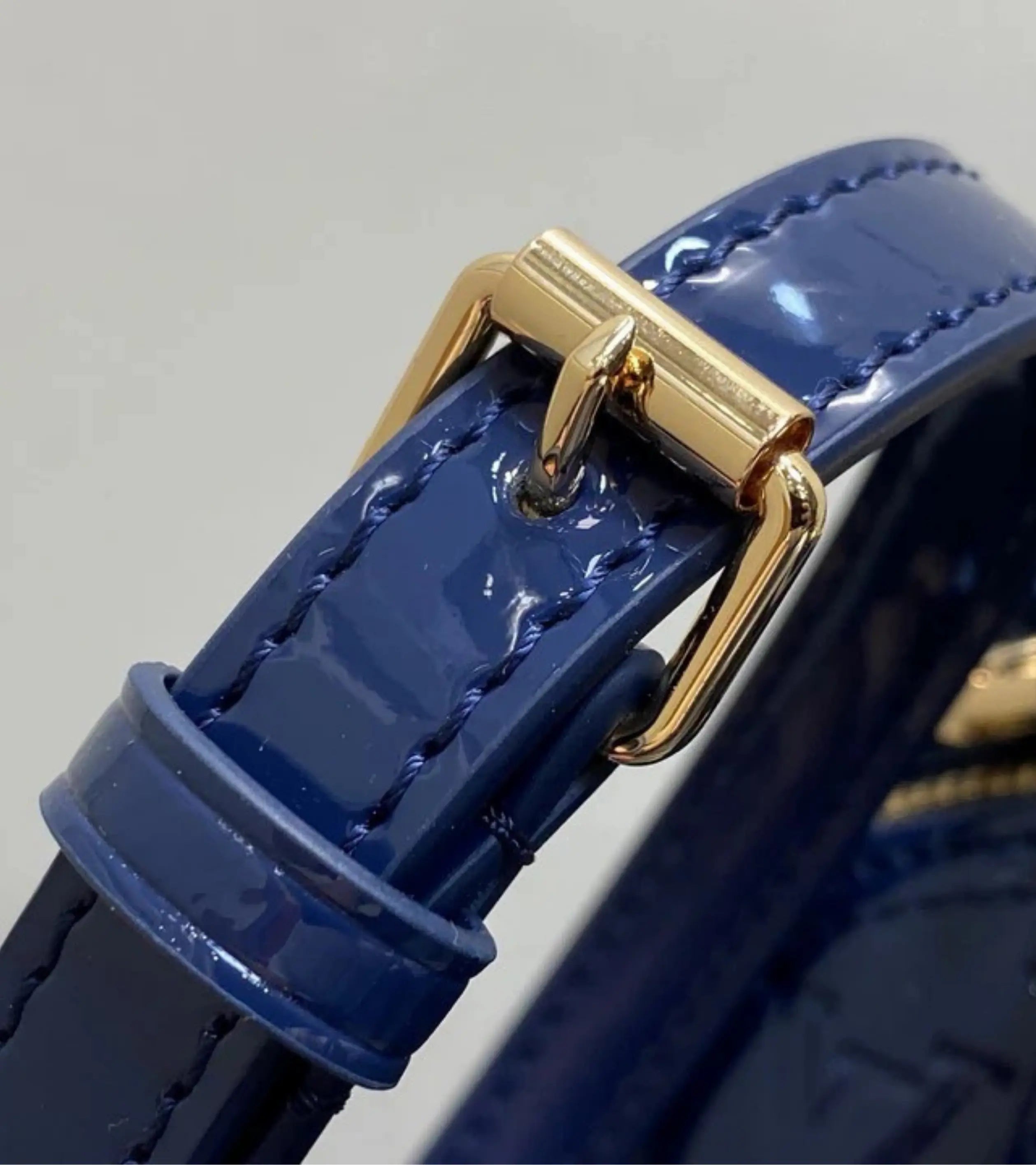 Alma ||M13169|| High Quality Handbag