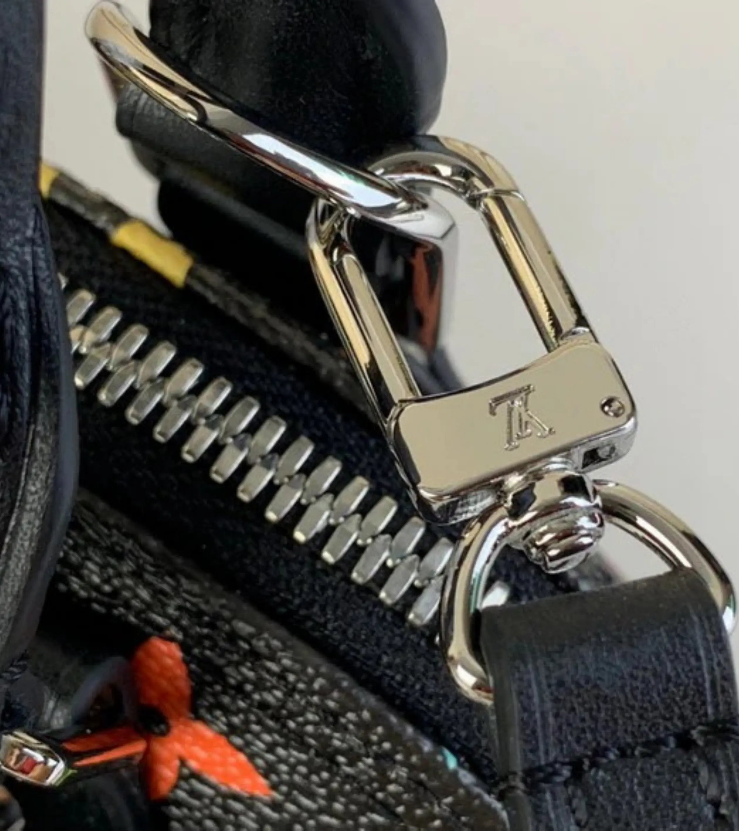 Alma ||M13078|| High Quality Handbag