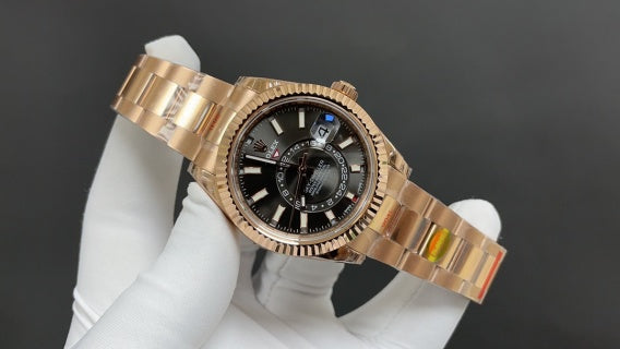Rolex Oyster Perpetual Sky-Dweller 42 mm