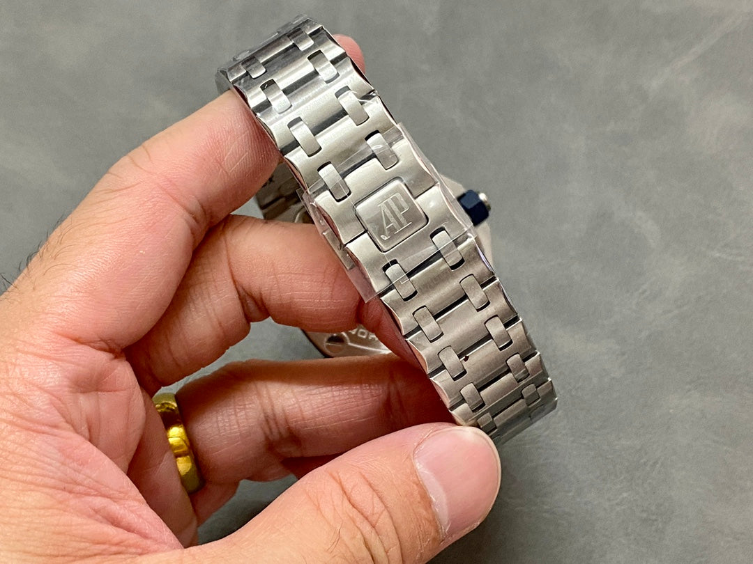 Audemars Piguet 15710